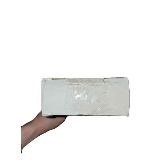 NWT Elvie Silicone Leakproof Reusable BPA Free 2 Shields 21mm 28mm - Picture 6 of 8